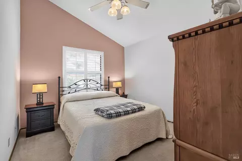 Bedroom - 7047 Panoramic Dr, Lucerne, CA 95458 photo 3 of 8