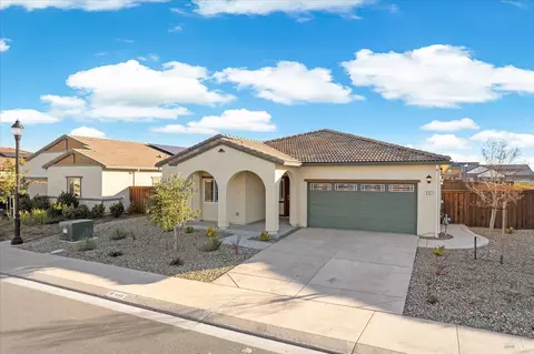 Exterior - 655 Honey Bee Rd, Dixon, CA 95620 photo 5 of 7