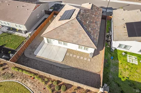 Exterior - 655 Honey Bee Rd, Dixon, CA 95620 photo 7 of 7