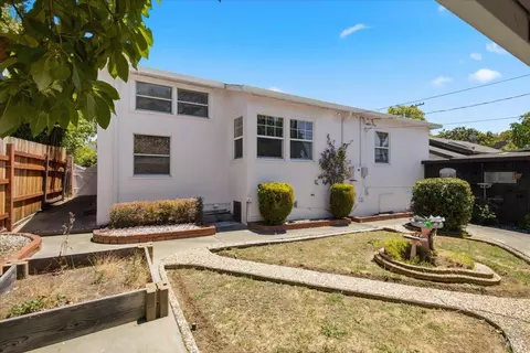 Exterior - 621 Bonita Ct, Vallejo, CA 94591 photo 5 of 9