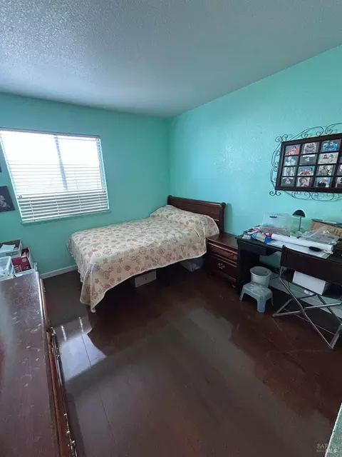 Bedroom - 1915 Dorris Ct, Dixon, CA 95620 photo 1 of 4