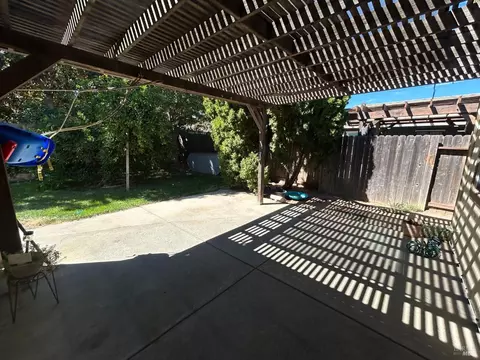 Exterior - 1915 Dorris Ct, Dixon, CA 95620 photo 5 of 5