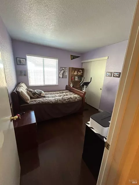 Bedroom - 1915 Dorris Ct, Dixon, CA 95620 photo 2 of 4