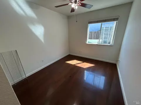 Bedroom - 1915 Dorris Ct, Dixon, CA 95620 photo 1 of 4