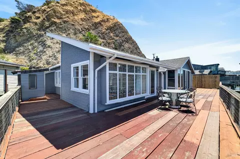 Exterior - 34 Sandy Beach Rd, Vallejo, CA 94590 photo 5 of 13
