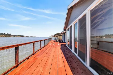 Exterior - 34 Sandy Beach Rd, Vallejo, CA 94590 photo 2 of 13