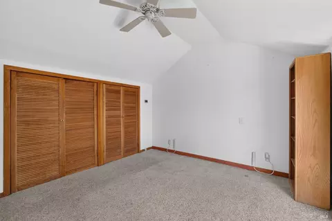 Bedroom - 34 Sandy Beach Rd, Vallejo, CA 94590 photo 3 of 8