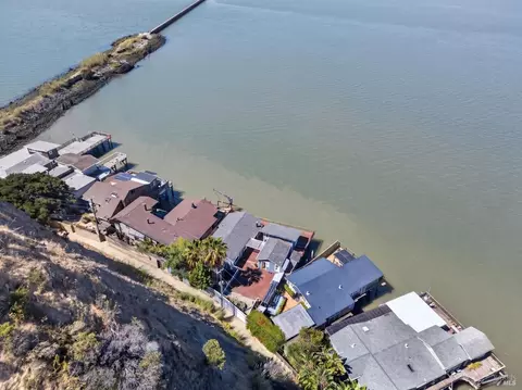View/Area - 34 Sandy Beach Rd, Vallejo, CA 94590 photo 6 of 8