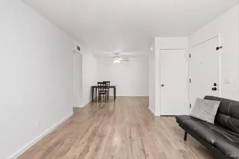 Living - 502 Arcadia Dr, Vacaville, CA 95687 photo 3 of 3