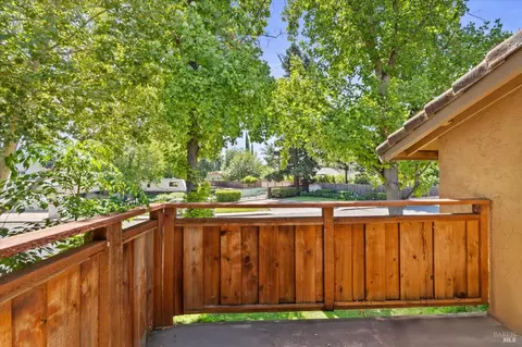 Exterior - 502 Arcadia Dr, Vacaville, CA 95687 photo 2 of 3