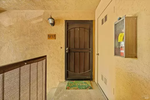Entry Way - 502 Arcadia Dr, Vacaville, CA 95687 photo 1 of 1