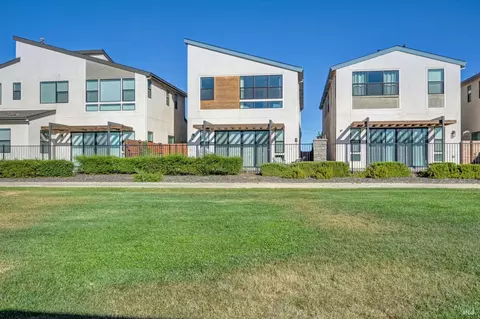 Exterior - 2325 Waterside Dr, Fairfield, CA 94533 photo 8 of 8