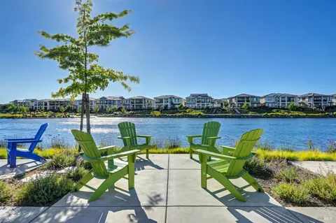 View/Area - 2325 Waterside Dr, Fairfield, CA 94533 photo 4 of 10
