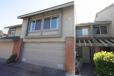 3005 Aurora Ct, Santa Rosa, CA 95405