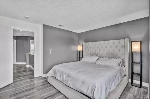 Bedroom - 111 Gina Ct, Vallejo, CA 94589 photo 4 of 7