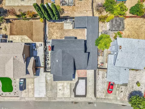 View/Area - 111 Gina Ct, Vallejo, CA 94589 photo 3 of 9