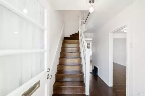 Entry Way - 311 Rodgers St, Vallejo, CA 94590 photo 1 of 2