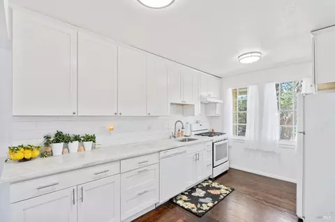 Kitchen - 311 Rodgers St, Vallejo, CA 94590 photo 4 of 4