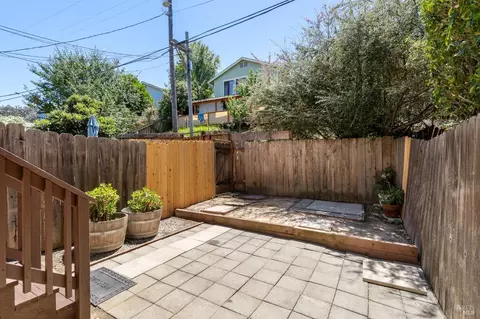 Exterior - 311 Rodgers St, Vallejo, CA 94590 photo 4 of 5