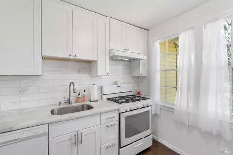 Kitchen - 311 Rodgers St, Vallejo, CA 94590 photo 3 of 4
