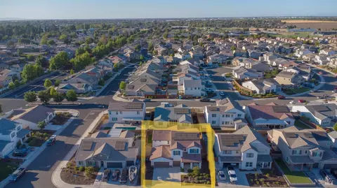 View/Area - 425 Vanderbilt Dr, Dixon, CA 95620 photo 6 of 7
