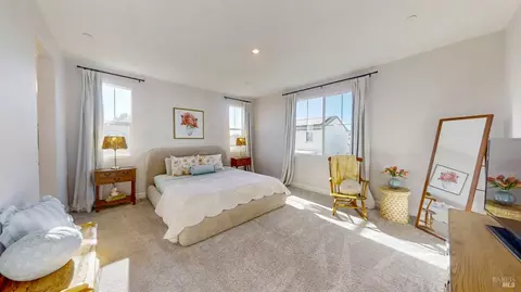 Bedroom - 425 Vanderbilt Dr, Dixon, CA 95620 photo 3 of 6