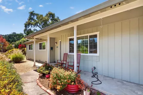 Exterior - 514 W 4th St, Cloverdale, CA 95425 photo 4 of 9