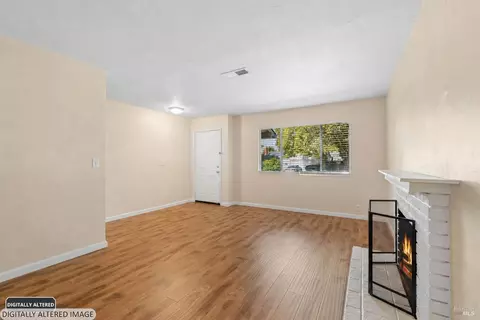 Living - 2336 Grouse Ct, Fairfield, CA 94533 photo 10 of 11