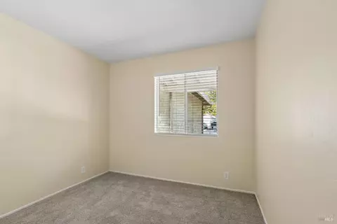 Bedroom - 2336 Grouse Ct, Fairfield, CA 94533 photo 12 of 16