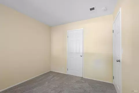 Bedroom - 2336 Grouse Ct, Fairfield, CA 94533 photo 14 of 16