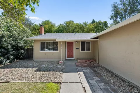 Exterior - 2336 Grouse Ct, Fairfield, CA 94533 photo 1 of 11