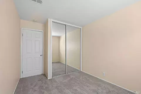 Bedroom - 2336 Grouse Ct, Fairfield, CA 94533 photo 8 of 16