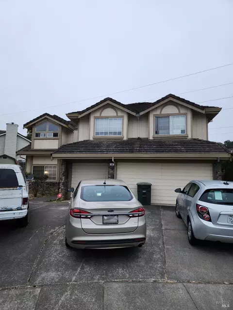 39 Darlington Pl, Vallejo, CA 94591 photo 2