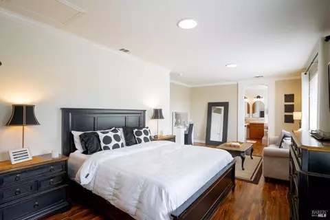 Bedroom - 6020 Claret Ct, Vallejo, CA 94591 photo 6 of 6