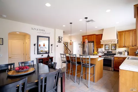 Kitchen - 6020 Claret Ct, Vallejo, CA 94591 photo 2 of 7