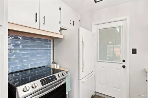 Kitchen - 1700 Dover Ave, Fairfield, CA 94533 photo 1 of 3