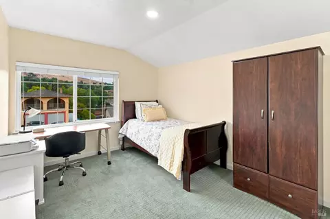 Bedroom - 133 Stratford St, Vallejo, CA 94591 photo 14 of 15