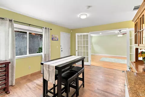 Dining - 133 Stratford St, Vallejo, CA 94591 photo 5 of 5