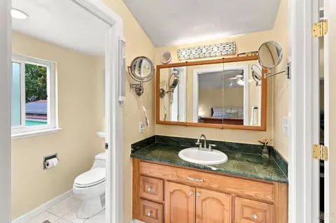 Bath - 133 Stratford St, Vallejo, CA 94591 photo 2 of 4