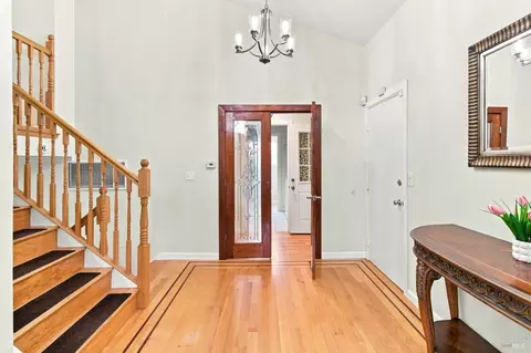 Entry Way - 133 Stratford St, Vallejo, CA 94591 photo 2 of 2