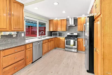 Kitchen - 133 Stratford St, Vallejo, CA 94591 photo 1 of 7