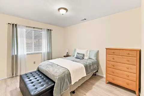 Bedroom - 133 Stratford St, Vallejo, CA 94591 photo 1 of 15
