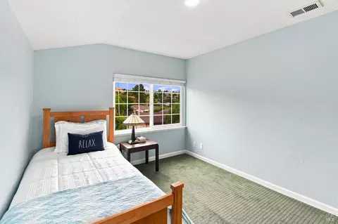 Bedroom - 133 Stratford St, Vallejo, CA 94591 photo 13 of 15