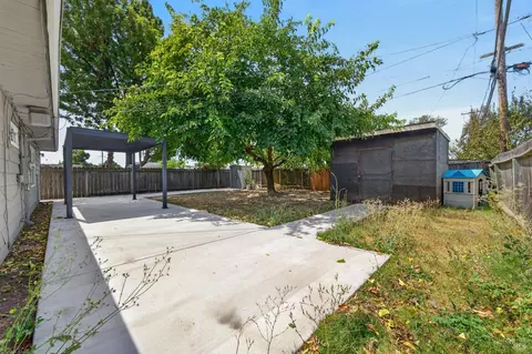 Exterior - 1031 Harding St, Fairfield, CA 94533 photo 8 of 12