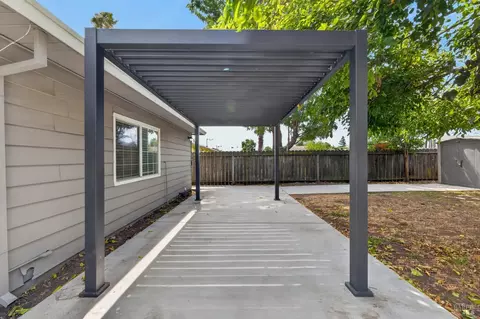 Exterior - 1031 Harding St, Fairfield, CA 94533 photo 6 of 12