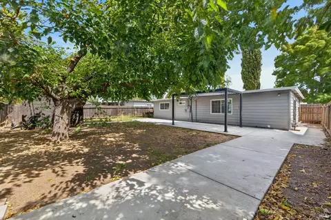 Exterior - 1031 Harding St, Fairfield, CA 94533 photo 10 of 12