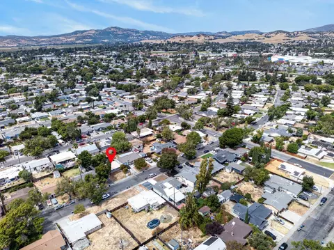 View/Area - 1031 Harding St, Fairfield, CA 94533 photo 3 of 7