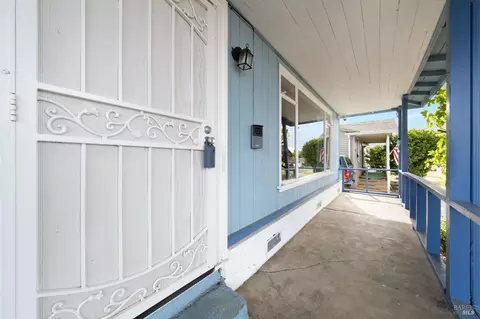 Exterior - 2965 Hayman Ave, Vallejo, CA 94591 photo 7 of 11