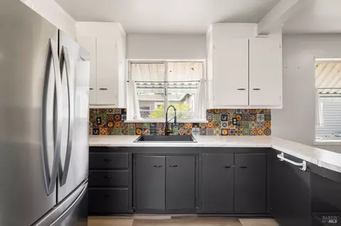 Kitchen - 2965 Hayman Ave, Vallejo, CA 94591 photo 5 of 5