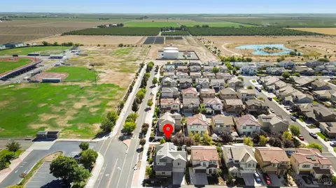 View/Area - 1065 St Olaf Ct, Dixon, CA 95620 photo 7 of 9